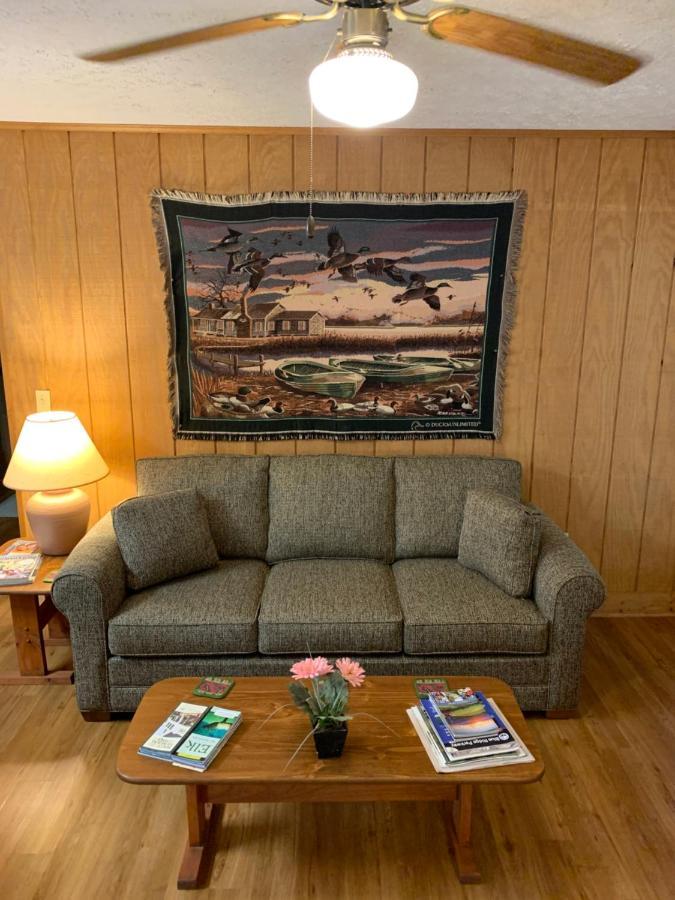 מגי ואלי Misty Creek Log Cabins מראה חיצוני תמונה